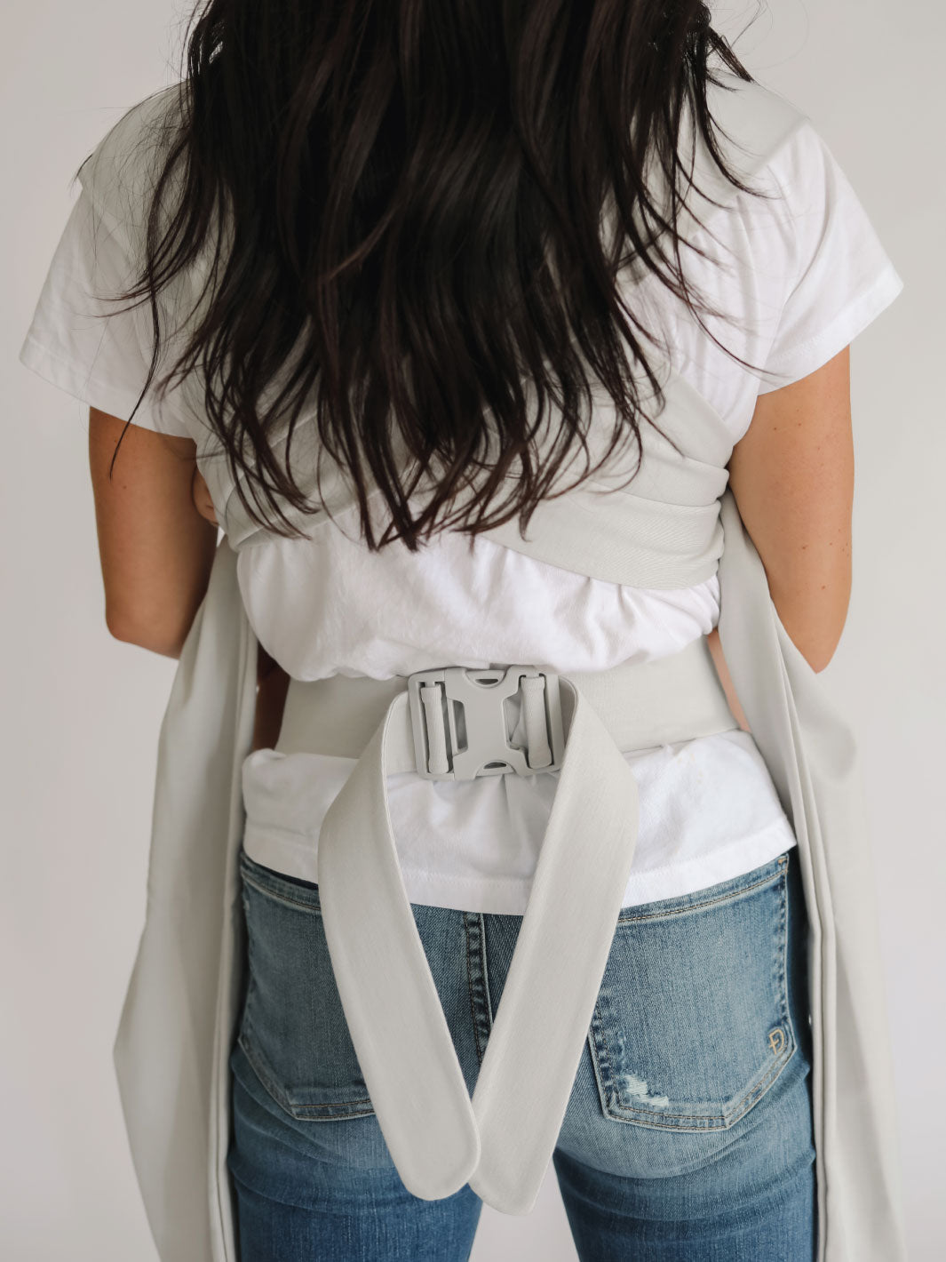 Back view of a Fog Simple Wrap worn for front carrying.