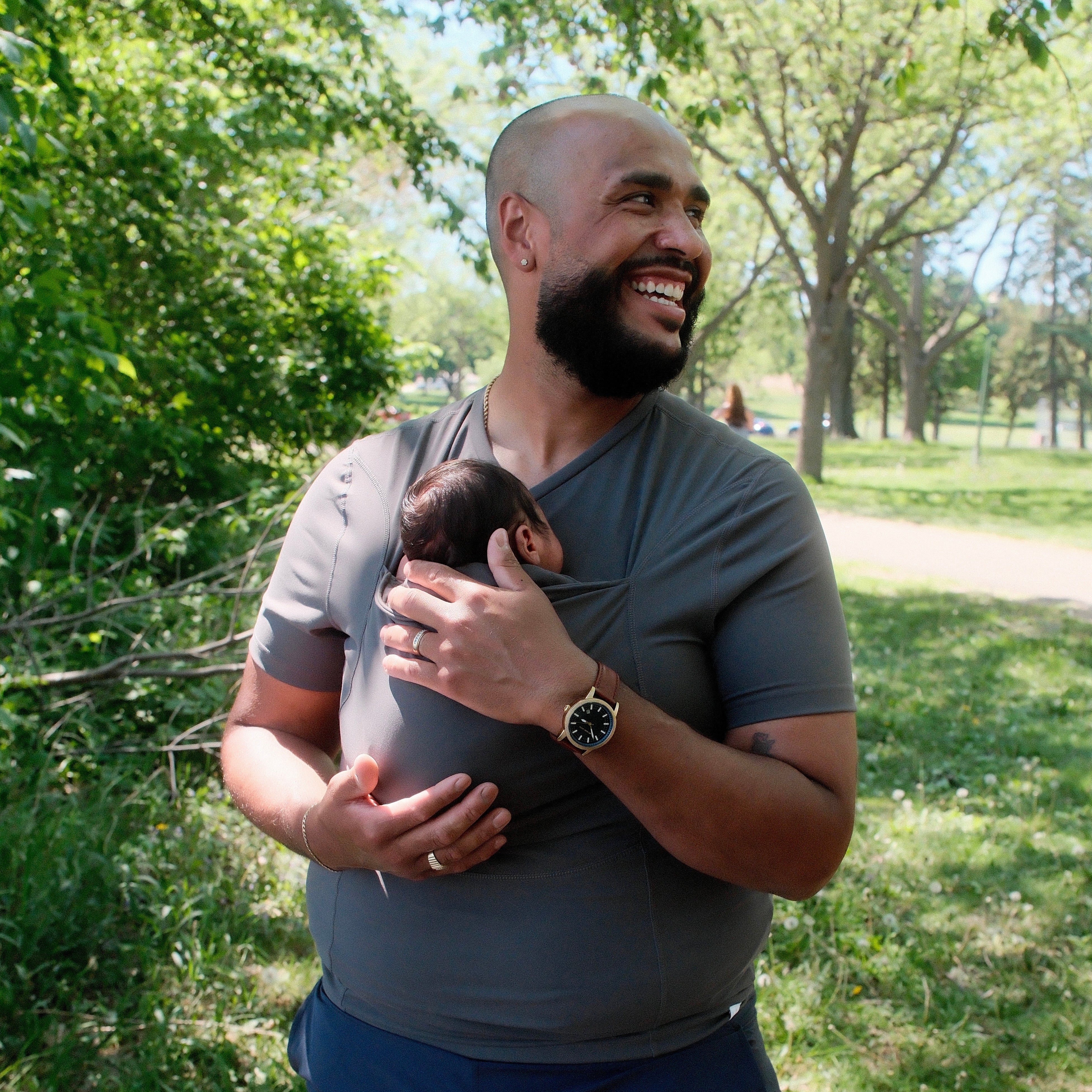 Dad Baby Carrier Shirts | No-Wrap Newborn Babywearing | Lalabu