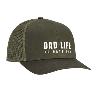 Dark green front and bill snap back hat with white "Dad Life No Days Off" embroidery. Green Mesh.