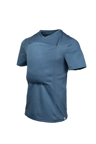 Short sleeve v-neck Dad Shirt with a front pouch for wearing a newborn in blue color called Brook.